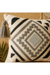 Modern Bohem Tarzı Etnik Desenli Nakışlı Kırlent Kılıfı 45x45cm ve 40x40cm
