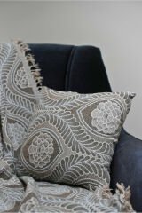 %100 Pamuklu Lüks Kaymaz Koltuk Örtüsü | Çok Amaçlı Örtü | 2 Adet 40x40 Cm Kırlent Kılıfı Bej